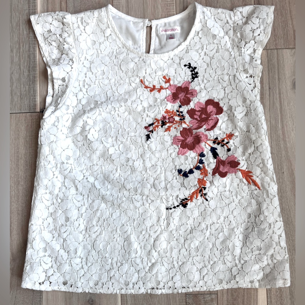 Xhilaration Small lace and floral embroidery top